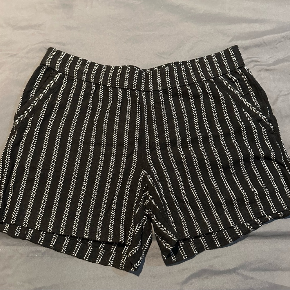 Sonoma High Waist Black and White Striped Shorts